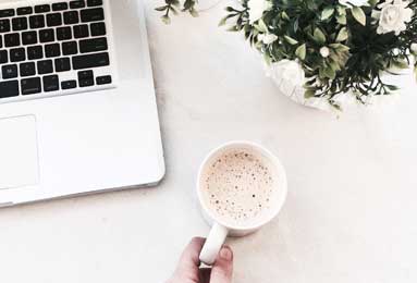 意甲媒体透露：拉齐奥开始担忧边后卫亚当·马鲁西奇的未来，其经纪人已向AC米兰推荐该球员